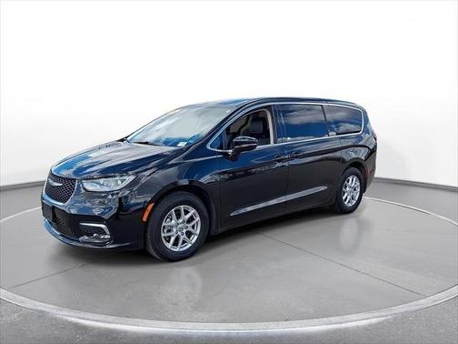 2024 Chrysler Pacifica Touring L FWD