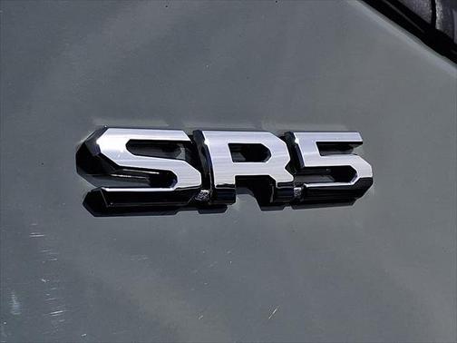 2025 Toyota Tundra SR5 CrewMax 5.5' Bed (Natl)