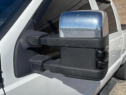 2012 Ford F-350 4WD Crew Cab 156" Lariat