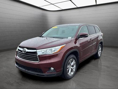 2015 Toyota Highlander LE