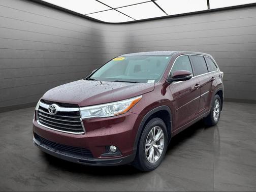 2015 Toyota Highlander LE