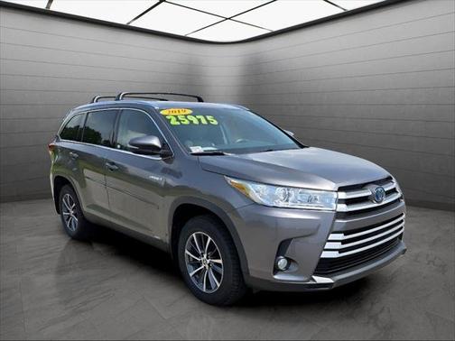 2019 Toyota Highlander Hybrid XLE V6 AWD (Natl)