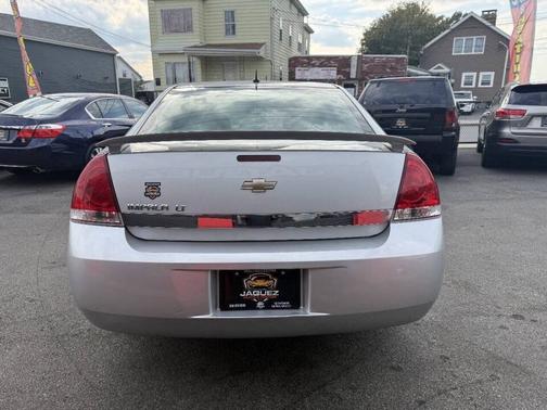 Silver Ice Metallic 2010 Chevrolet Impala 4dr Sdn LT