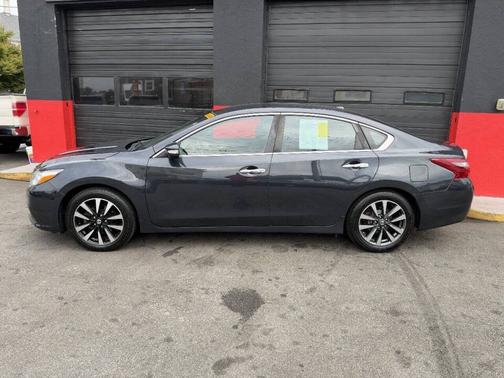 Storm Blue 2018 Nissan Altima 2.5 SL Sedan