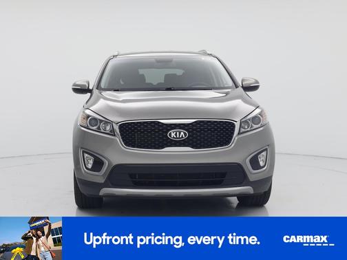 Gray 2016 Kia Sorento EX