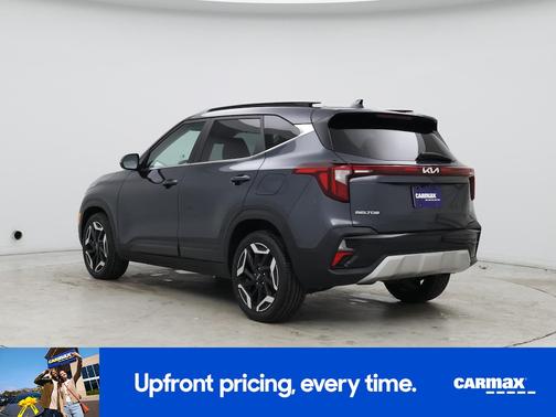 Gray 2024 Kia Seltos SX