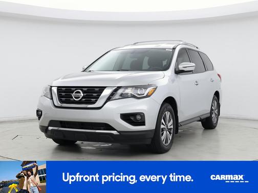 2020 Nissan Pathfinder SV