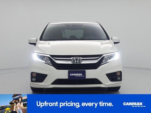 White 2019 Honda Odyssey EX