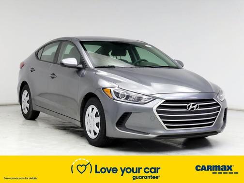 Photo 1 of 23 of 2017 Hyundai Elantra SE