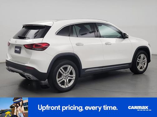 White 2022 Mercedes-Benz GLA 250