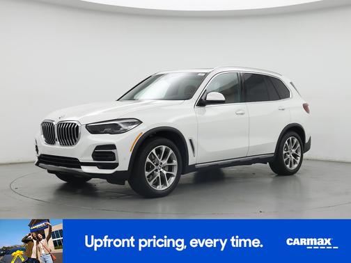 White 2023 BMW X5 sDrive40i