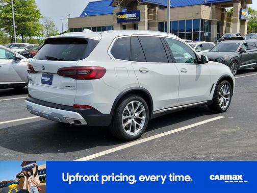 White 2023 BMW X5 sDrive40i