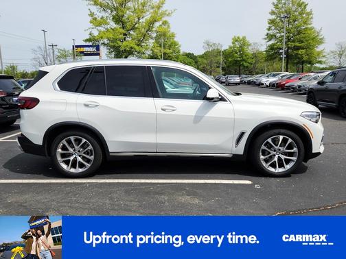 White 2023 BMW X5 sDrive40i
