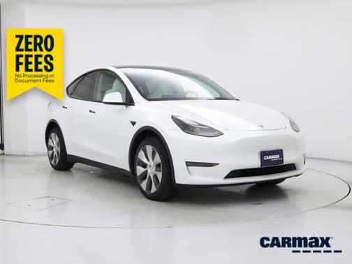 White 2023 Tesla Model Y Long Range