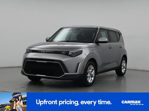 Gray 2023 Kia Soul LX
