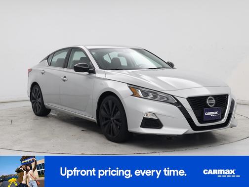 2022 Nissan Altima SR