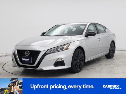 2022 Nissan Altima SR