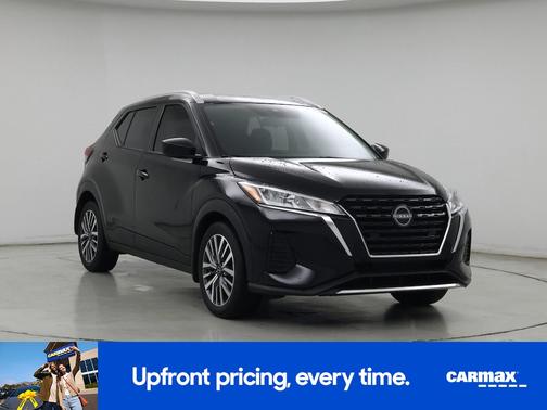 Black 2023 Nissan Kicks SV