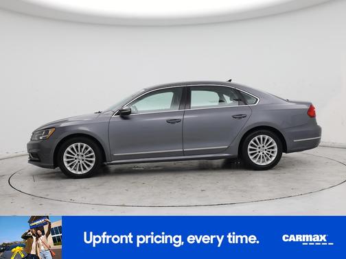 2016 Volkswagen Passat SE