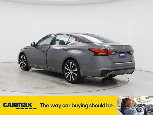 2022 Nissan Altima SR
