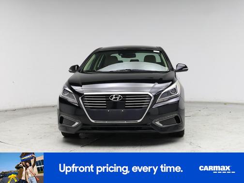 2017 Hyundai SONATA Hybrid Limited