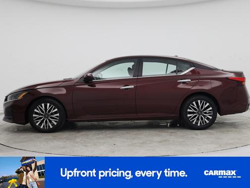 2023 Nissan Altima SV
