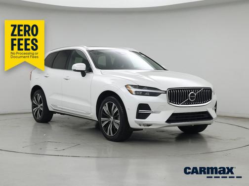 White 2023 Volvo XC60 B5 Plus Bright Theme