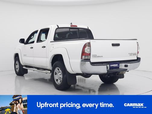 White 2015 Toyota Tacoma Prerunner