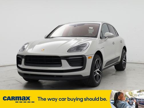 2022 Porsche Macan