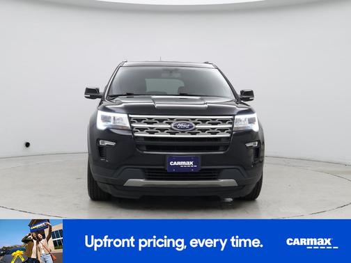 Black 2018 Ford Explorer XLT