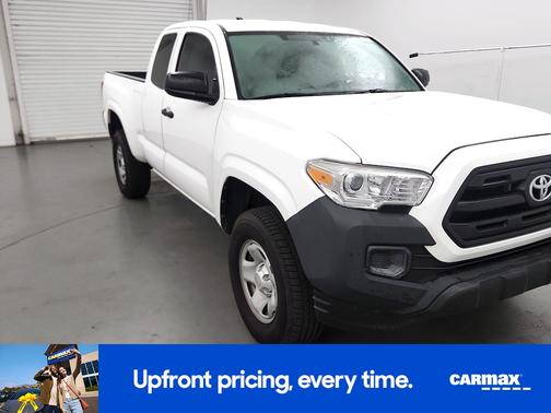 2017 Toyota Tacoma SR