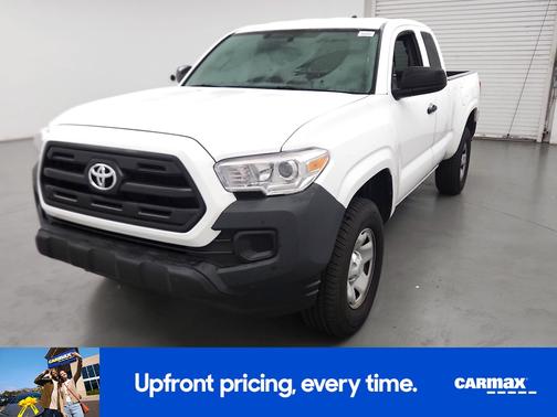 2017 Toyota Tacoma SR