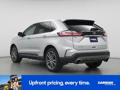 Silver 2019 Ford Edge Titanium