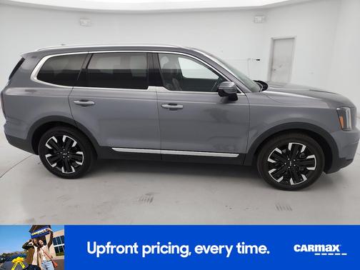 Gray 2024 Kia Telluride SX Prestige