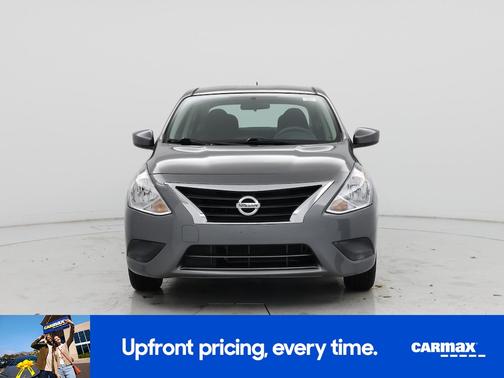 2016 Nissan Versa SV