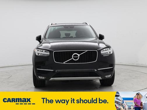 2018 Volvo XC90 T6 Momentum