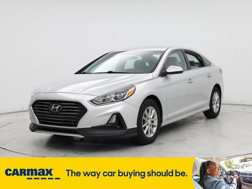 2018 Hyundai SONATA SE