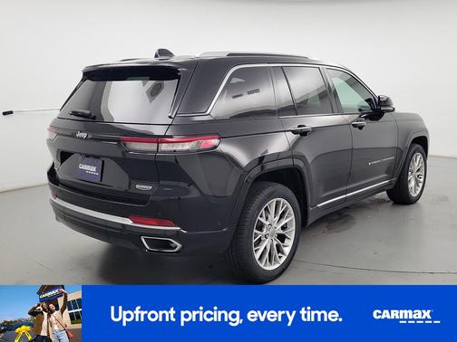 2022 Jeep Grand Cherokee Summit