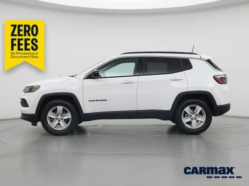 White 2022 Jeep Compass Latitude