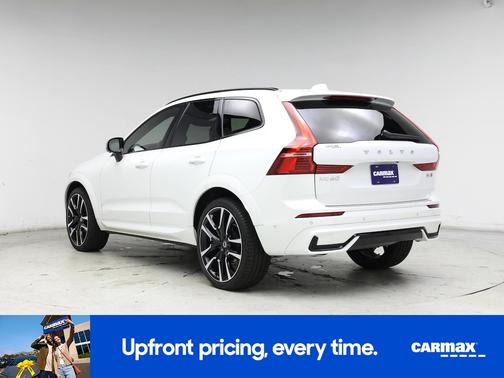 2025 Volvo XC60 B5 Ultra