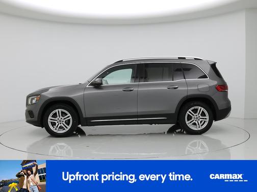 Gray 2023 Mercedes-Benz GLB 250