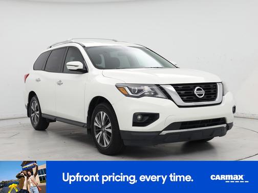 2018 Nissan Pathfinder SV