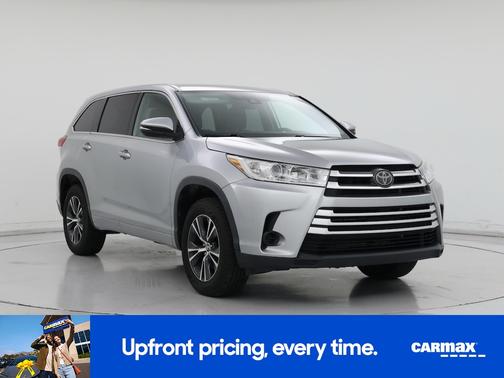 Silver 2018 Toyota Highlander LE