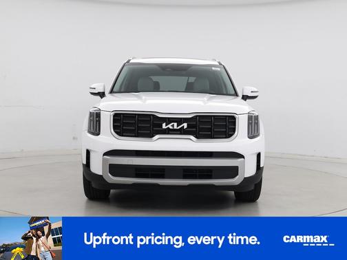 White 2025 Kia Telluride S