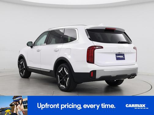 White 2025 Kia Telluride S