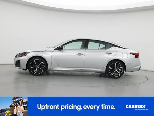 Silver 2024 Nissan Altima SR