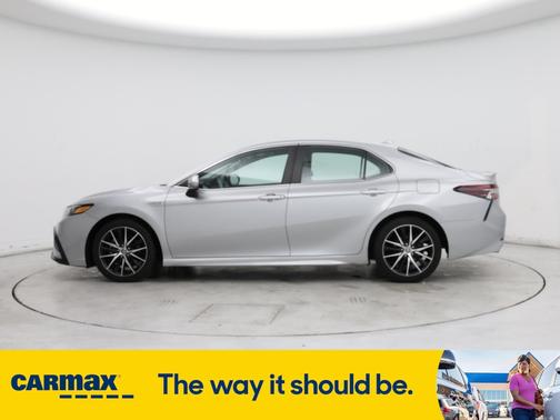 2021 Toyota Camry Hybrid SE