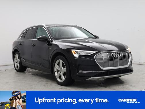 2019 Audi e-tron Premium Plus