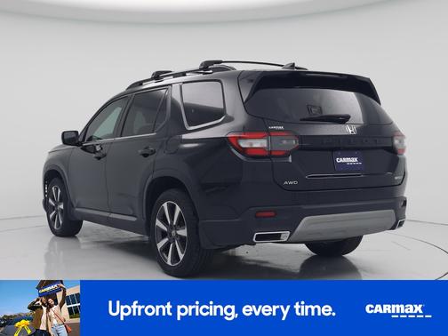 Black 2024 Honda Pilot Touring