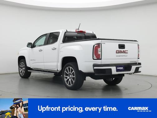 White 2022 GMC Canyon Denali